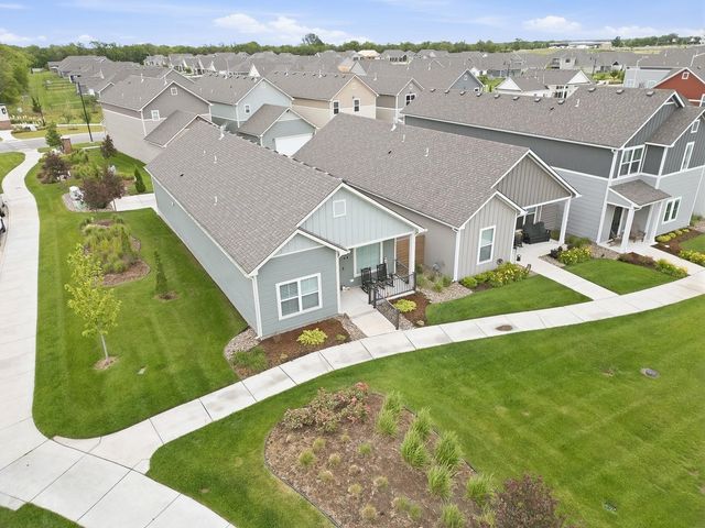 441 E Douglas Ave, Andover, KS 67002