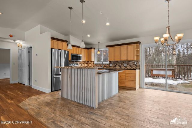 4350 Edinburgh Drive, Anchorage, AK 99502