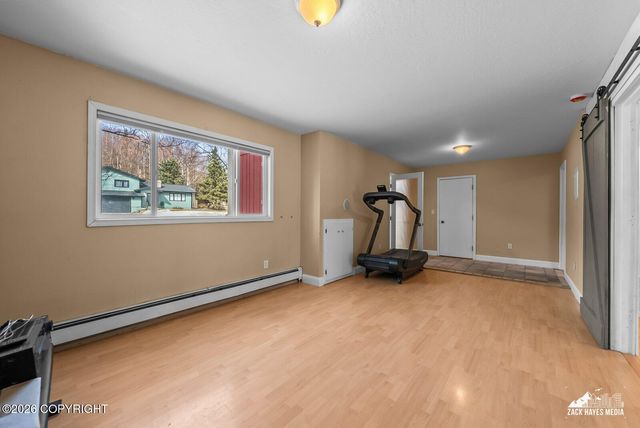 4350 Edinburgh Drive, Anchorage, AK 99502