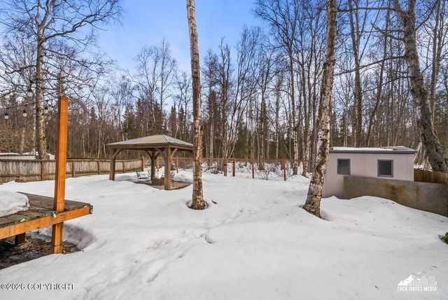 4350 Edinburgh Drive, Anchorage, AK 99502