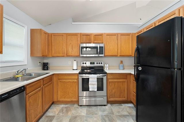 6570 Snowbird Lane, Douglasville, GA 30134