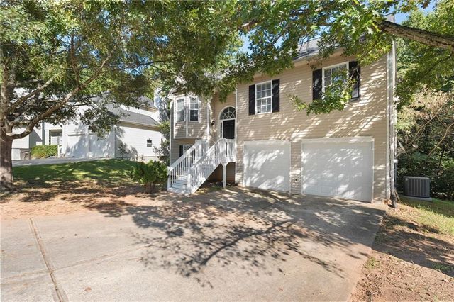 6570 Snowbird Lane, Douglasville, GA 30134
