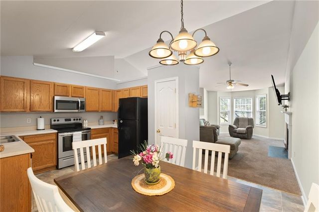 6570 Snowbird Lane, Douglasville, GA 30134