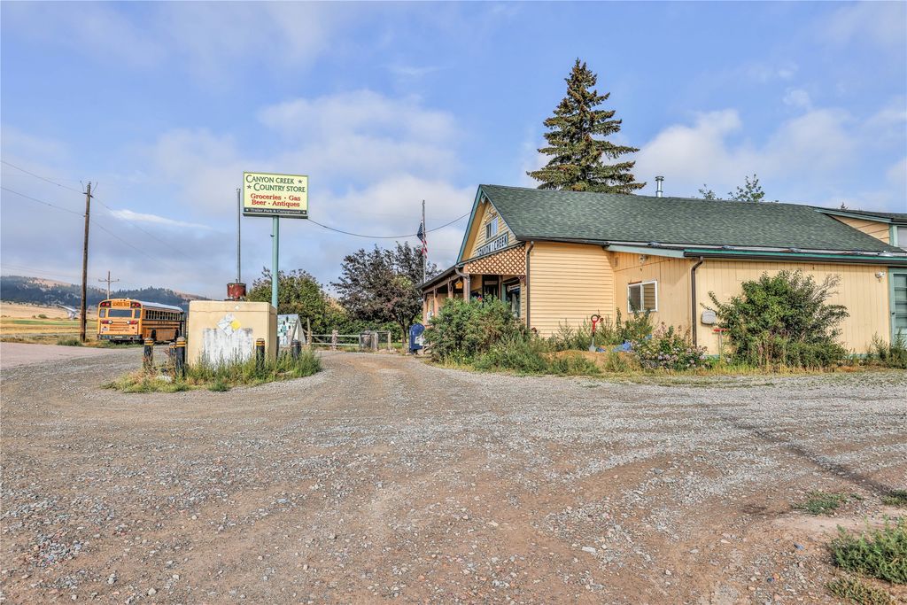8703 Lincoln Road W, Canyon Creek, MT 59633 photo 2