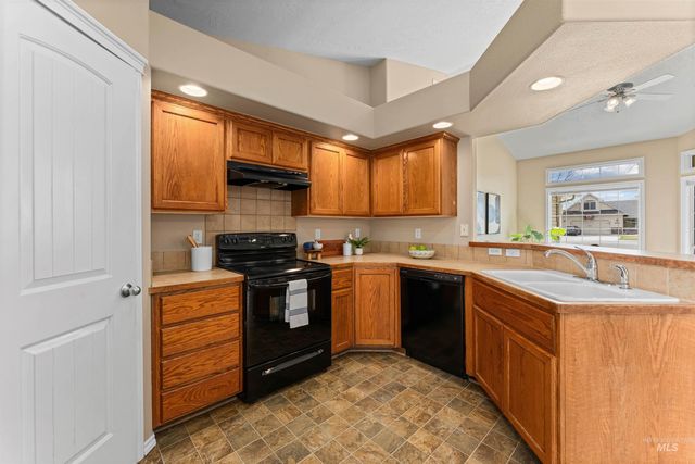 3923 Chatham Court, Caldwell, ID 83607