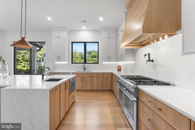 6411 CRANE TER, Bethesda, MD 20817