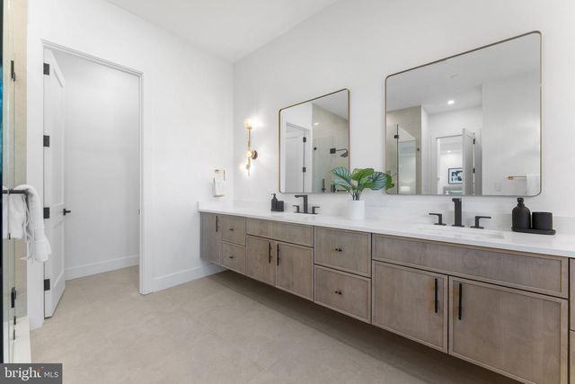 6411 CRANE TER, Bethesda, MD 20817