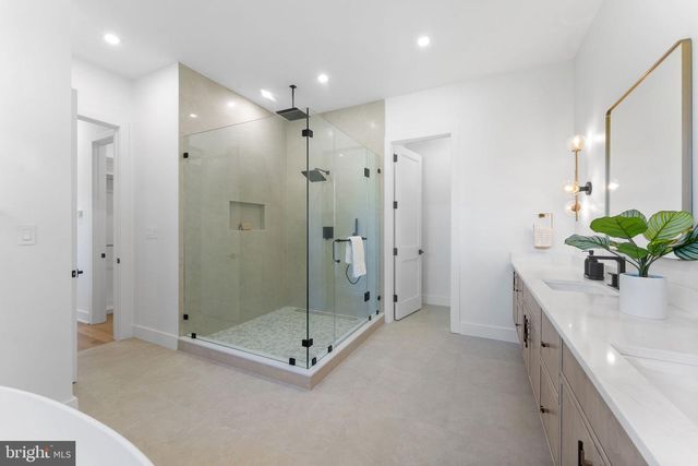 6411 CRANE TER, Bethesda, MD 20817