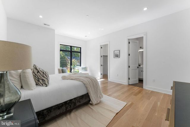 6411 CRANE TER, Bethesda, MD 20817