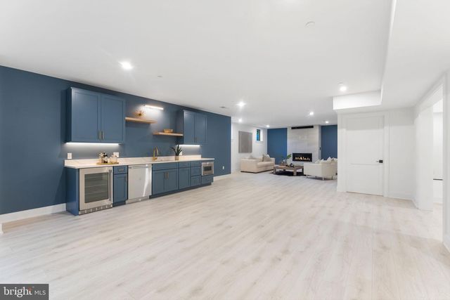 6411 CRANE TER, Bethesda, MD 20817
