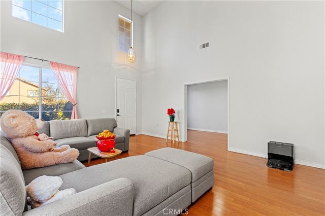 1916 Olympia Fields, Corona, CA 92883