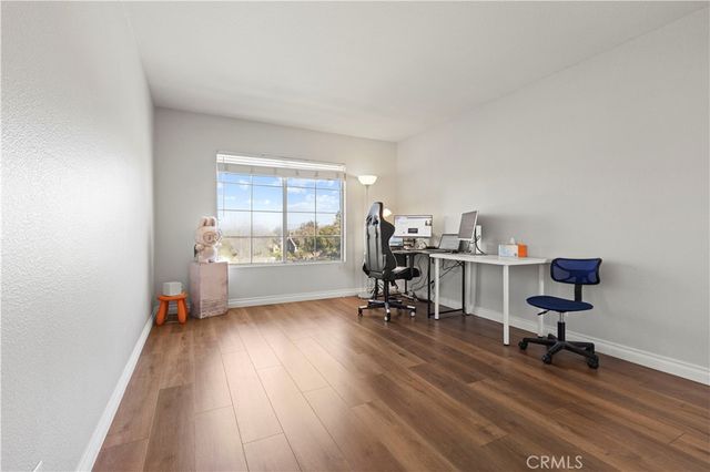 1916 Olympia Fields, Corona, CA 92883