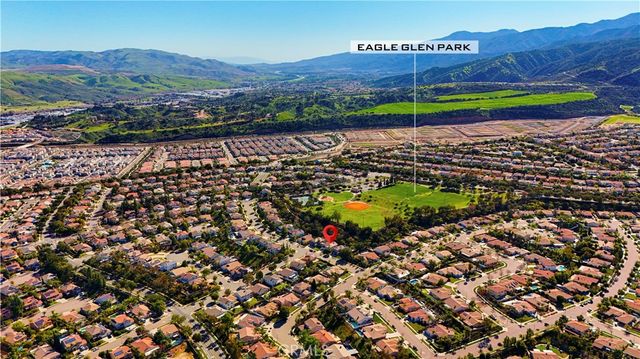 1916 Olympia Fields, Corona, CA 92883