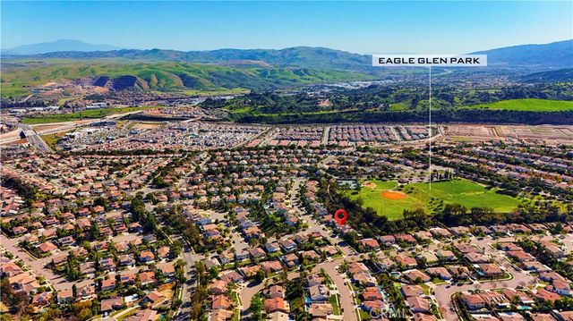 1916 Olympia Fields, Corona, CA 92883