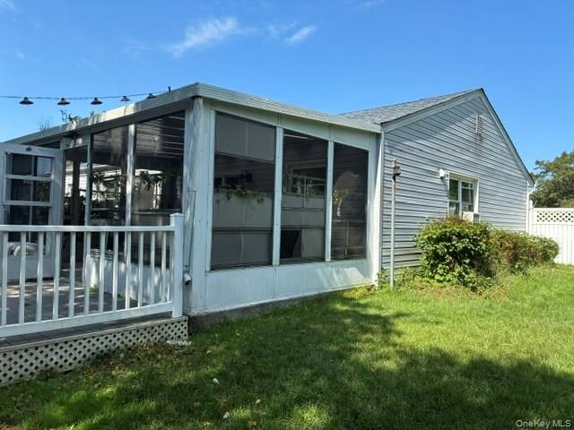 4 Carston Street W, Selden, NY 11784