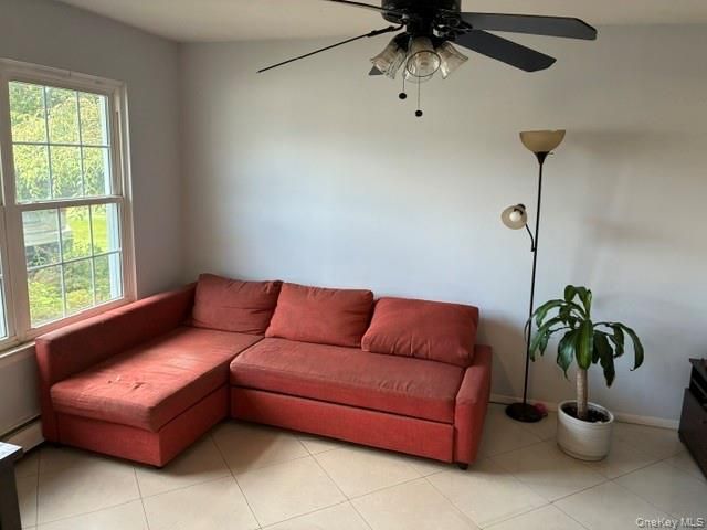 4 Carston Street W, Selden, NY 11784