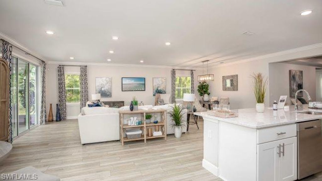 4725 24th AVE SE, NAPLES, FL 34117 — photo 4
