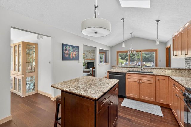 51111 Stratford Court, Elkhart, IN 46514