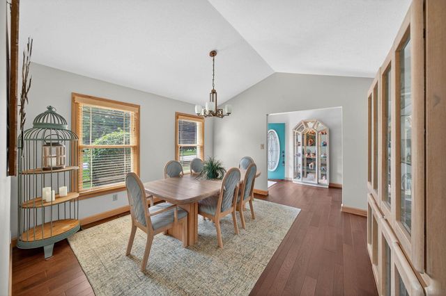 51111 Stratford Court, Elkhart, IN 46514