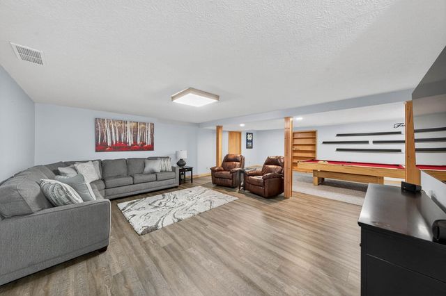 51111 Stratford Court, Elkhart, IN 46514