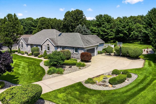 51111 Stratford Court, Elkhart, IN 46514