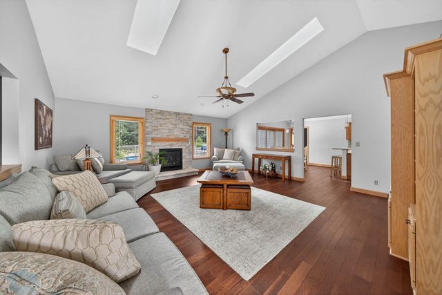 51111 Stratford Court, Elkhart, IN 46514