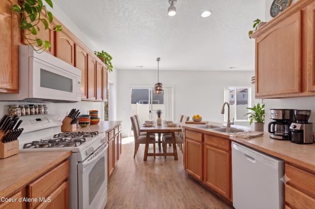 7804 N LEVERETT CT, Coeur D'alene, ID 83815