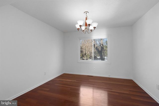 2636 E SIDE DR, Alexandria, VA 22306