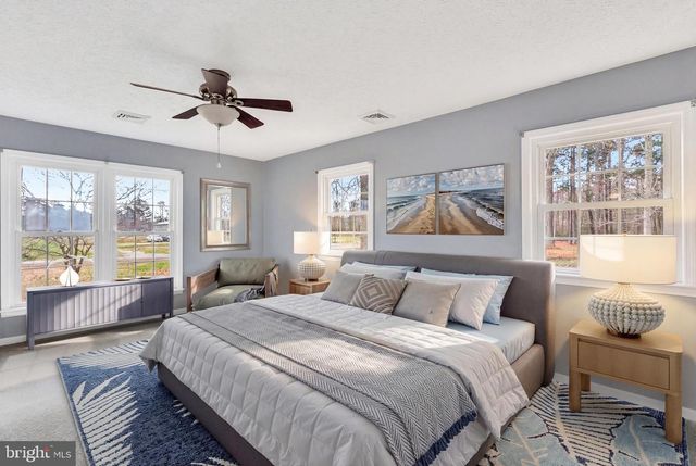 9829 LINE FENCE RD, Hayes, VA 23072