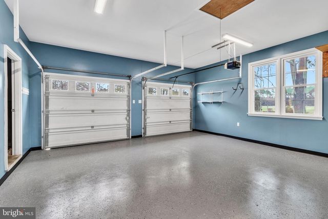 9829 LINE FENCE RD, Hayes, VA 23072