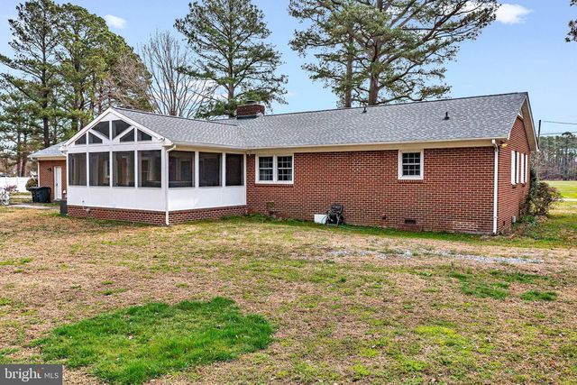 9829 LINE FENCE RD, Hayes, VA 23072
