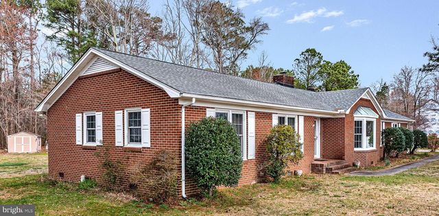 9829 LINE FENCE RD, Hayes, VA 23072