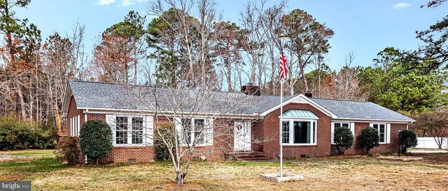 9829 LINE FENCE RD, Hayes, VA 23072