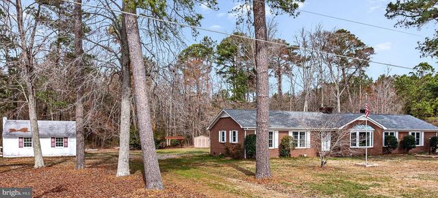 9829 LINE FENCE RD, Hayes, VA 23072
