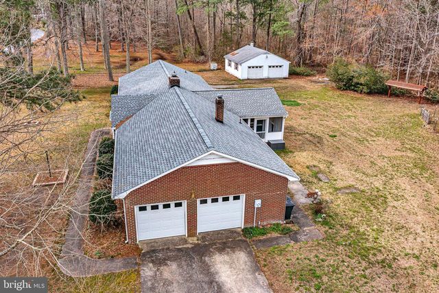 9829 LINE FENCE RD, Hayes, VA 23072