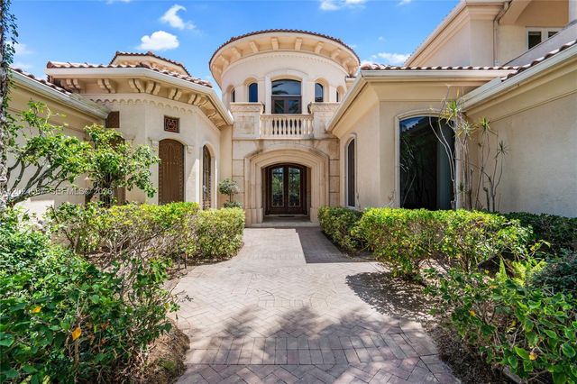 832 Harbour Isle Place, North Palm Beach, FL 33410