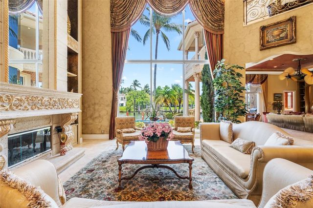 832 Harbour Isle Place, North Palm Beach, FL 33410