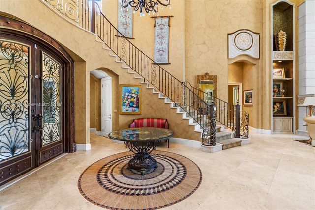 832 Harbour Isle Place, North Palm Beach, FL 33410