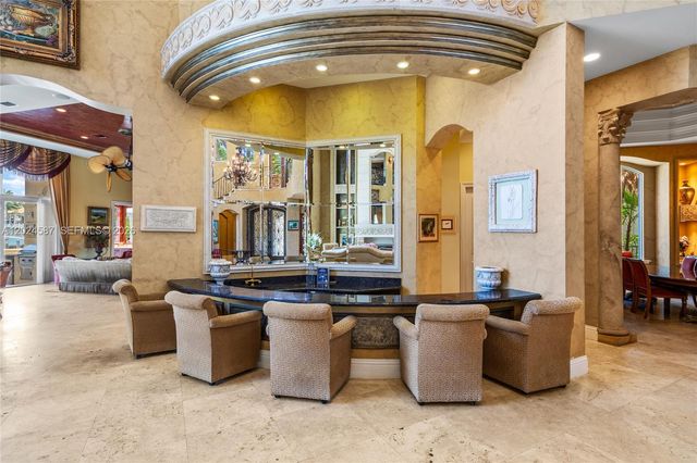 832 Harbour Isle Place, North Palm Beach, FL 33410