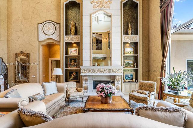 832 Harbour Isle Place, North Palm Beach, FL 33410