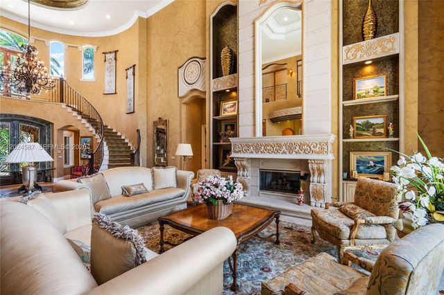 832 Harbour Isle Place, North Palm Beach, FL 33410