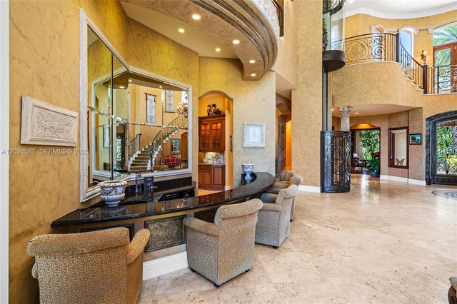 832 Harbour Isle Place, North Palm Beach, FL 33410