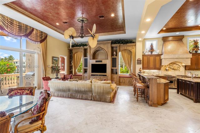 832 Harbour Isle Place, North Palm Beach, FL 33410