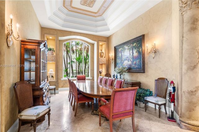 832 Harbour Isle Place, North Palm Beach, FL 33410