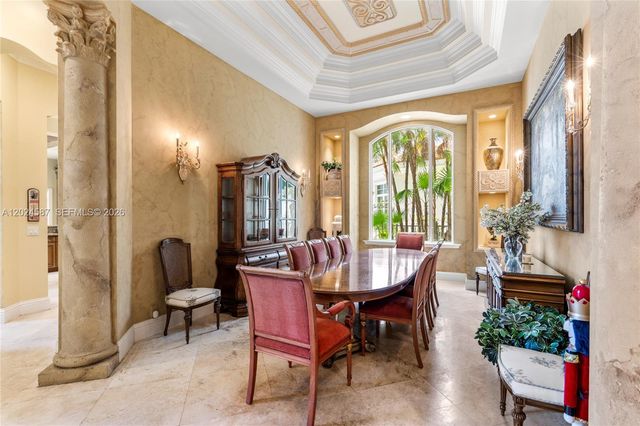 832 Harbour Isle Place, North Palm Beach, FL 33410