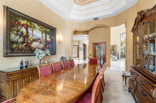 832 Harbour Isle Place, North Palm Beach, FL 33410