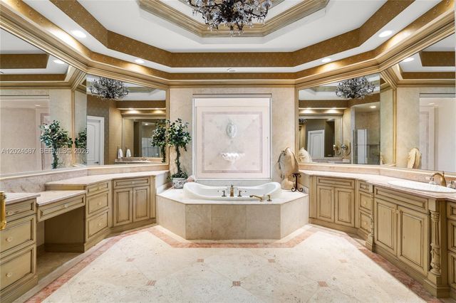 832 Harbour Isle Place, North Palm Beach, FL 33410
