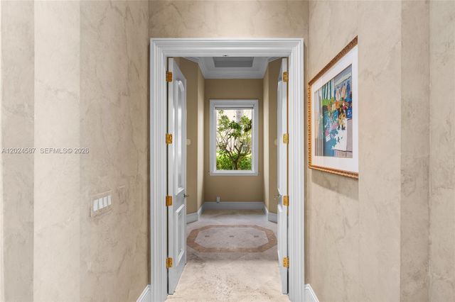 832 Harbour Isle Place, North Palm Beach, FL 33410