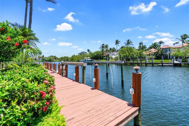 832 Harbour Isle Place, North Palm Beach, FL 33410