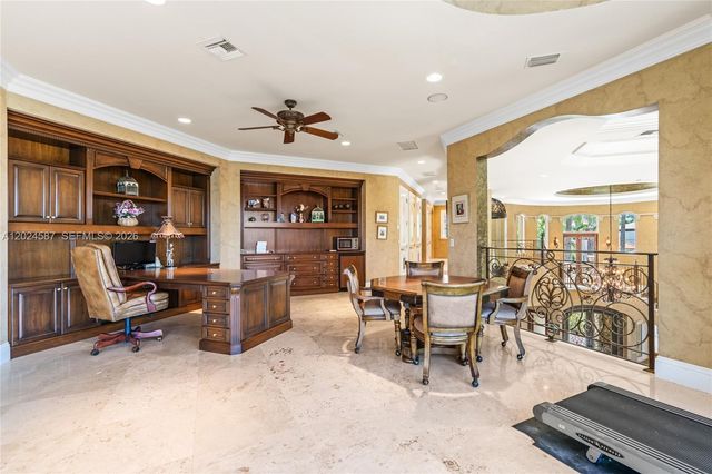 832 Harbour Isle Place, North Palm Beach, FL 33410